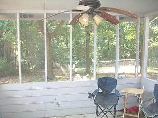 2090 Hollywood Dr — Photo 13