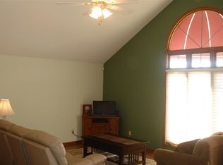 8140 SE Stanley Rd, Berryton, KS 66409