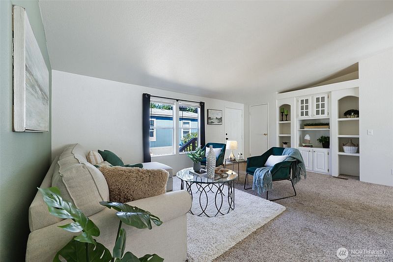 5th image of 10324 Delphi Road SW #29