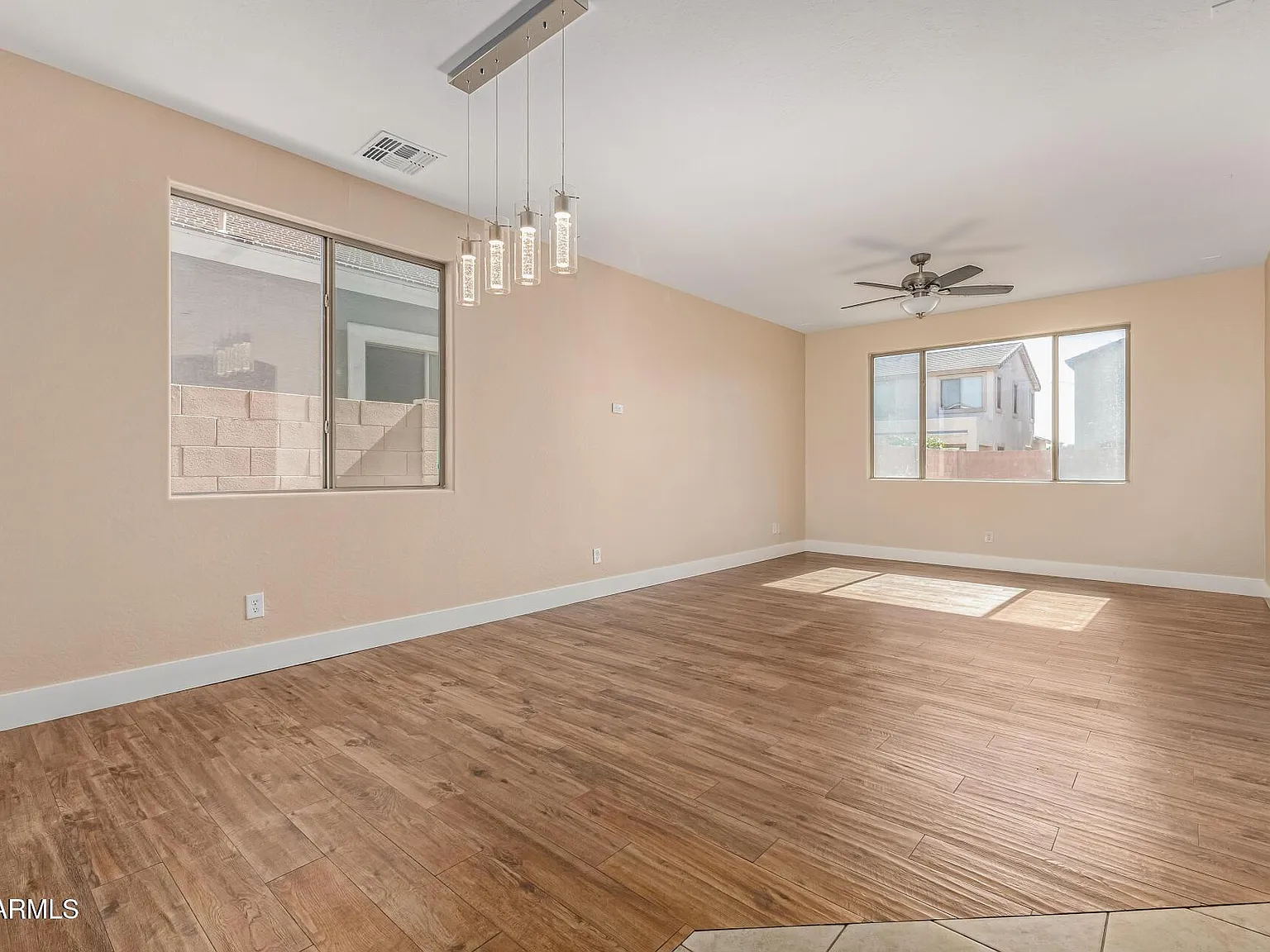 6 bed, 3.0 bath, 2671 sqft, $4,175 — Photo 3