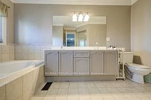 11 Farnham Dr — Photo 32
