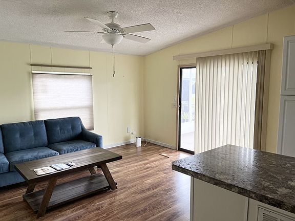 5th image of 2211 Paradise Way