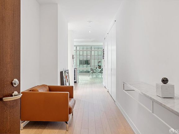 2nd image of 301 Mission St APT 806
