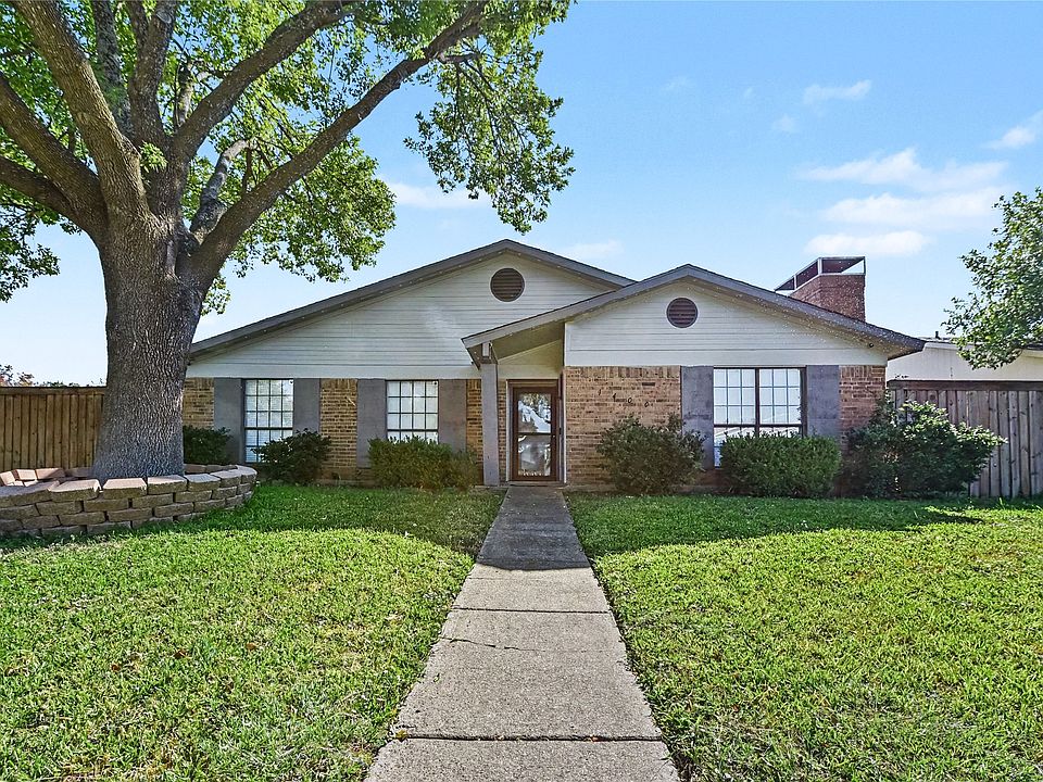1st image of 1400 Pecos St