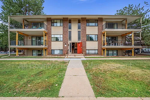 600 Manhattan Dr Photo 1