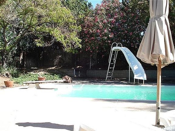4th image of 1360 McDermott Ct