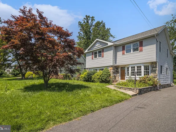 2217 Franklin Ave, Morton, PA 19070