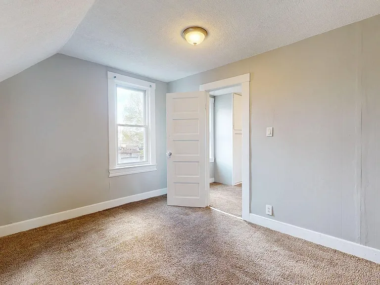 3452 W 44th St — Photo 21