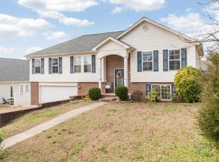 224 Cox Ln, Soddy Daisy, TN 37379