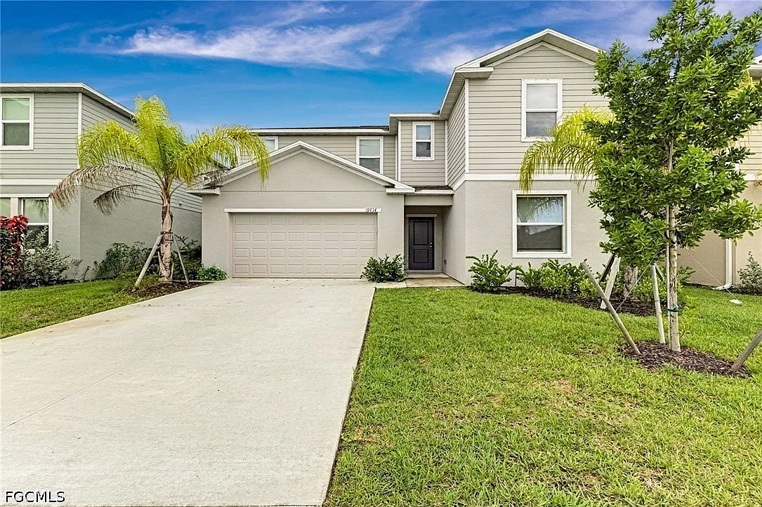 6 bed, 3.0 bath, 3041 sqft, $2,749 — Photo 3