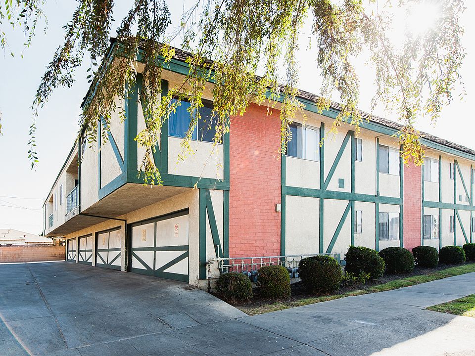 Building Photo 3