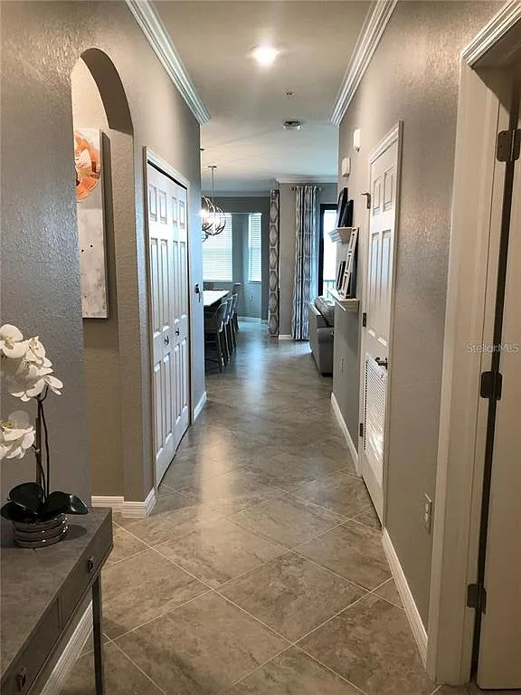 2 bed, 2.0 bath, 1142 sqft, $3,400 — Photo 2