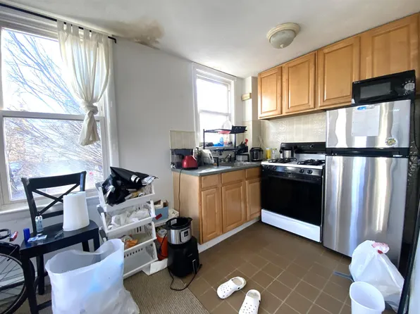 521 Cambridge St, Cambridge, MA