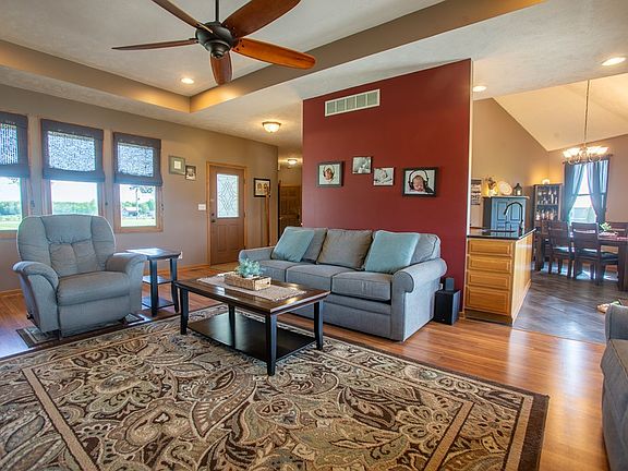 5th image of 1406 County Road 1008