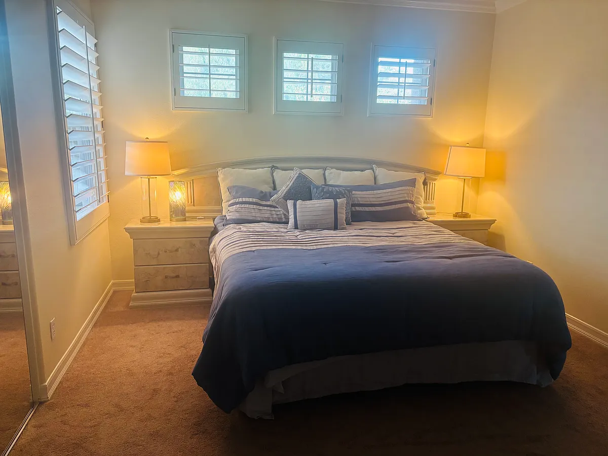 Building Photo - 2568 N San Miguel Dr
