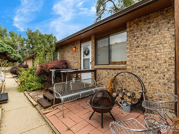 4th image of 139-141 E Saint Clair Ave