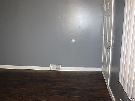 3rd image of 2574 Stieber St #70