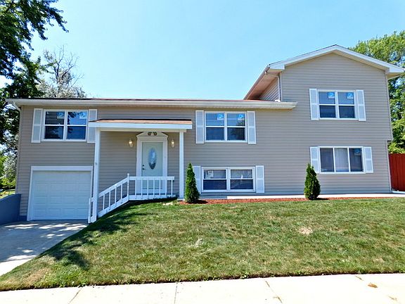 2nd image of 217 Grant Dr