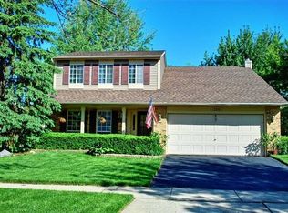 1320 Burns Dr, Elgin, IL 60120