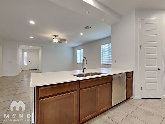 5th image of 17027 W Echo Ln