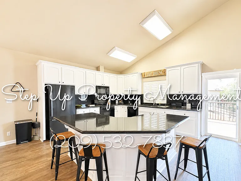 342 Duchess Dr — Photo 9