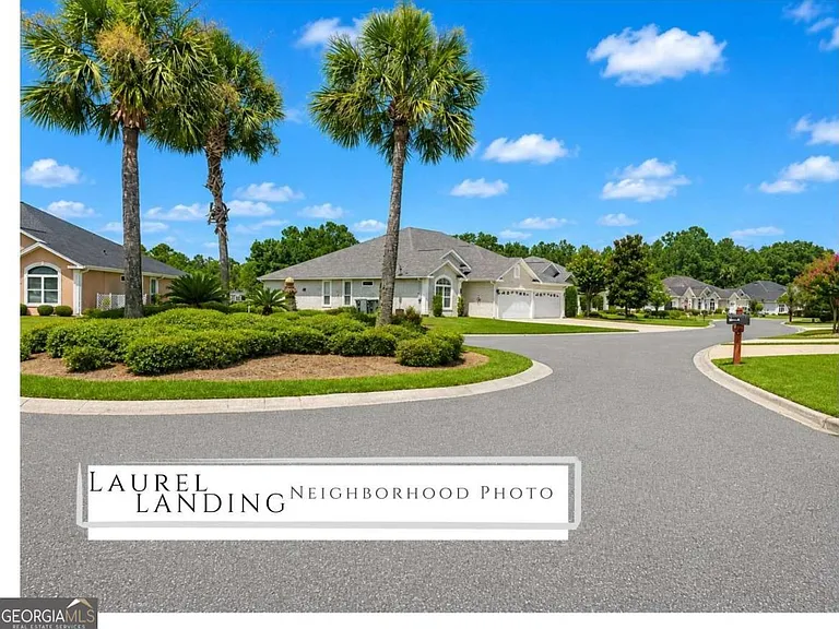 233 Austin Ryan Dr — Photo 40