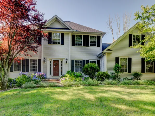 24 Woodbine Road, Colchester, CT 06415