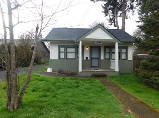 803 S 3rd St, Cottage Grove, OR 97424