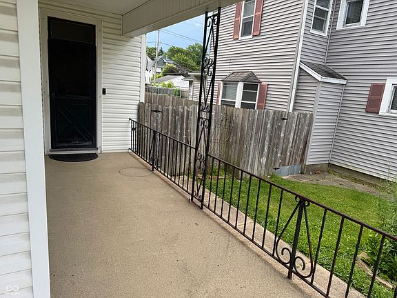 3rd image of 225 S 14th St