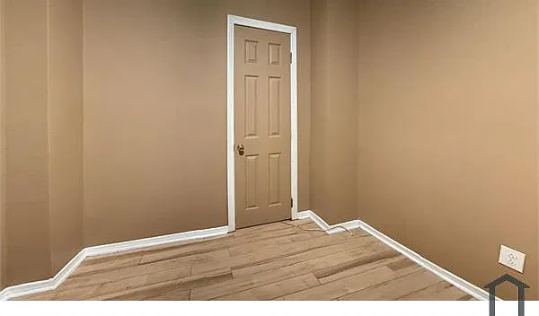 2 bed, $1,050 — Photo 4