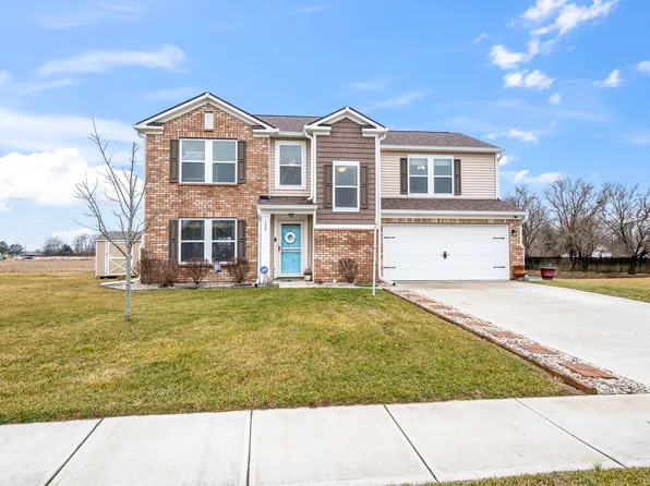 130 N Raymond Ave, Trafalgar, IN 46181