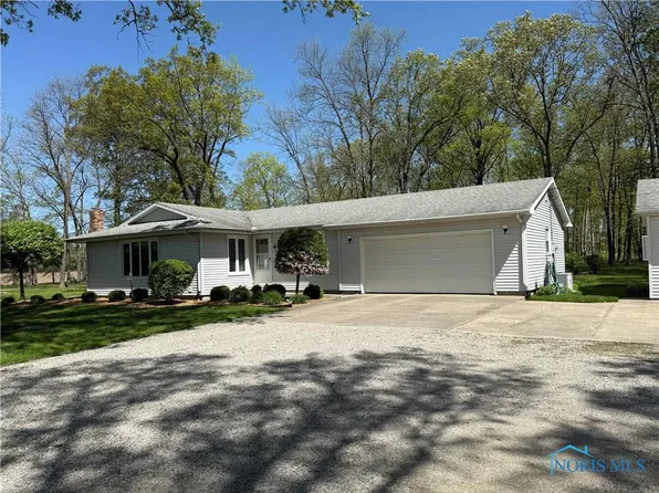 20642 Buckskin Rd, Defiance, OH 43512