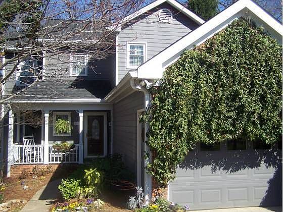 1st image of 656 Oakledge Dr