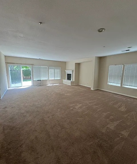 110 Primrose Ln — Photo 7