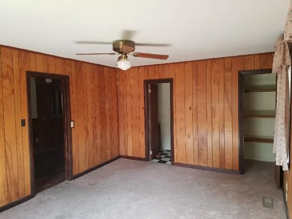 1573 Colonial Dr, Macon, GA 31204