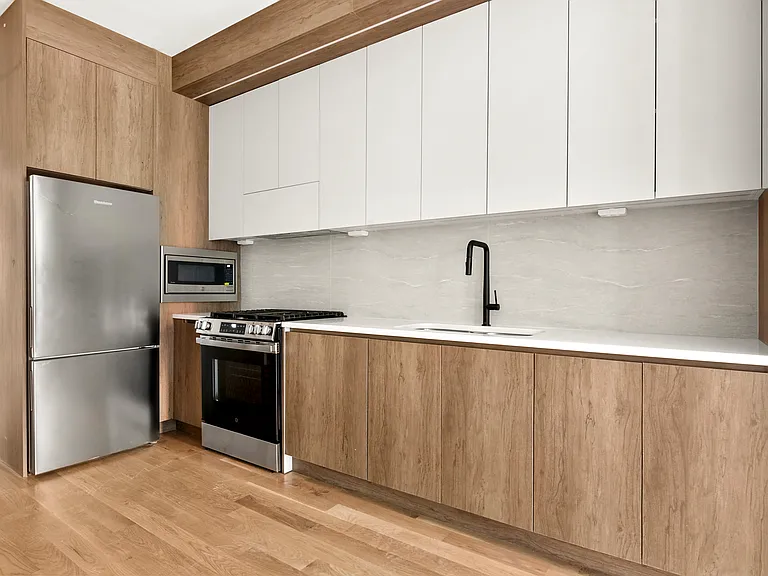 239 Kingston Ave #3 — Photo 8