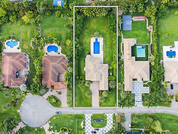 3rd image of 11371 NW 6th Street