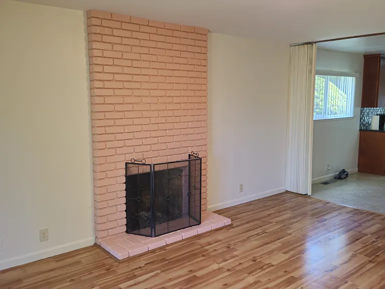 1055 Bret Knoll Ct — Photo 6