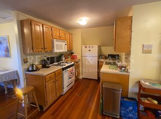 8 Mendelssohn St #3, Roslindale, MA 02131