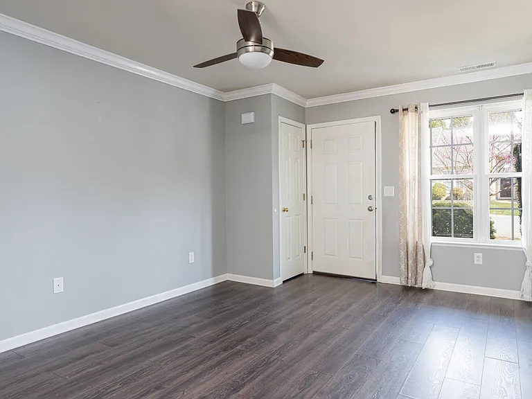 130 Lanceford Cir — Photo 6