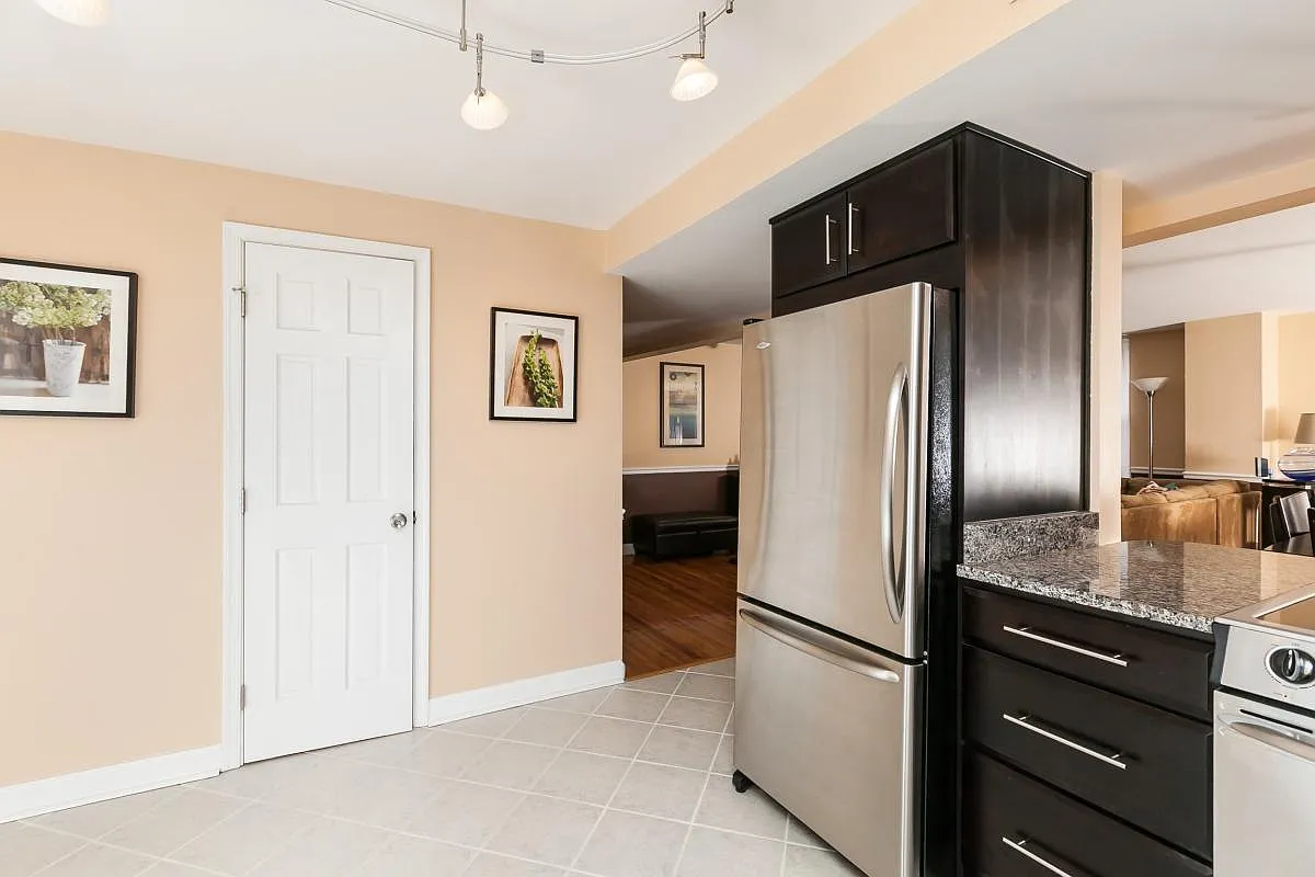 2 bed, 1309 sqft, $2,000 — Photo 3