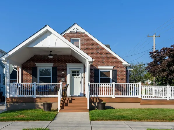 30 N Buffalo Ave, Ventnor, NJ 08406