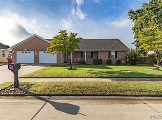 907 Plantation Blvd, Sikeston, MO 63801