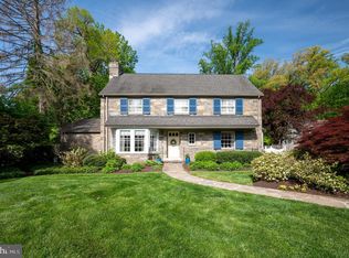 907 Overbrook Rd, Wilmington, DE 19807