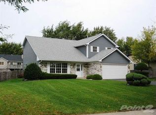 1126 Pheasant Trl, Carol Stream, IL 60188
