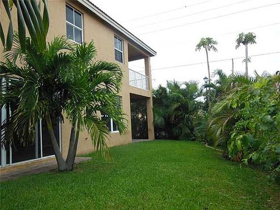 5th image of 20801 SW 92nd Ct