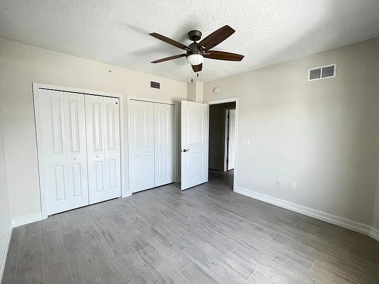 1805 Riverside Dr — Photo 28