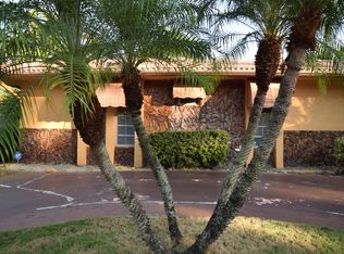 913 Harrison St, Hollywood, FL 33019