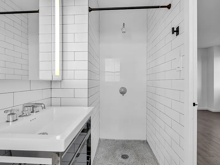 ELK Harbor View LLC — Photo 17
