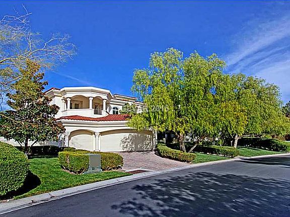 2nd image of 8804 Canyon Springs Dr